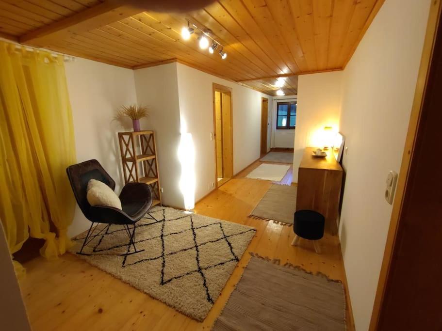 S'Rastl Direkt Mit Bergpanorama Apartment Grundlsee Exterior photo