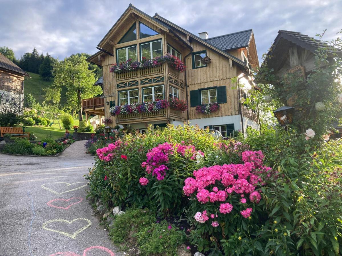 S'Rastl Direkt Mit Bergpanorama Apartment Grundlsee Exterior photo