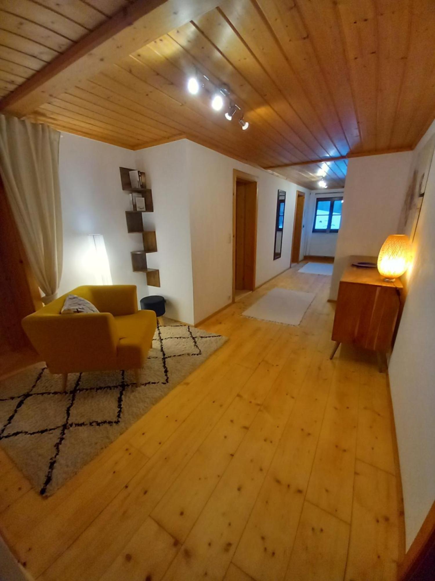 S'Rastl Direkt Mit Bergpanorama Apartment Grundlsee Exterior photo