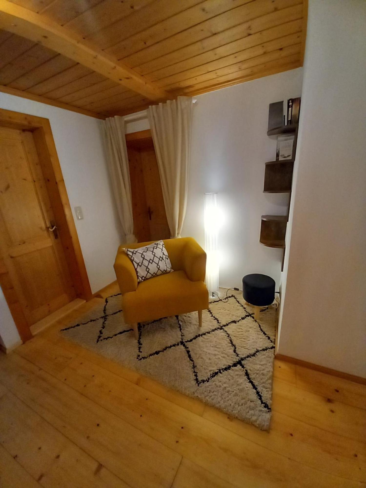 S'Rastl Direkt Mit Bergpanorama Apartment Grundlsee Exterior photo